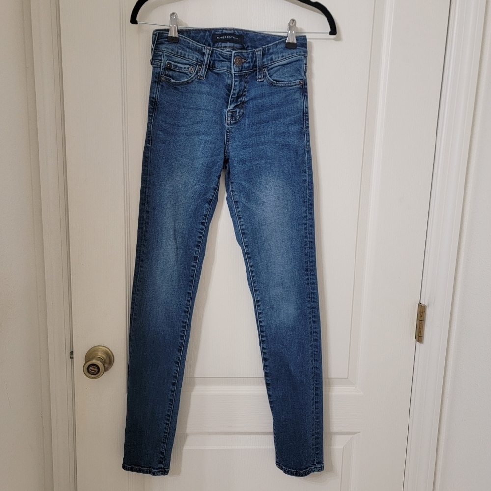 Aeropostale Size 00R Mid Rise Skinny Denim Blue Jeans, Gently Used Condition